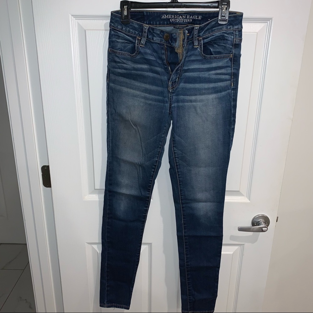 American Eagle Women’s Medium Wash Hi-Rise Jegging Jeans Size 8 Long